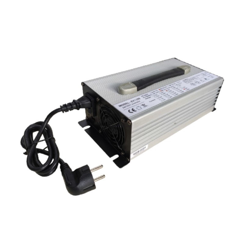 Fully automatic battery charger