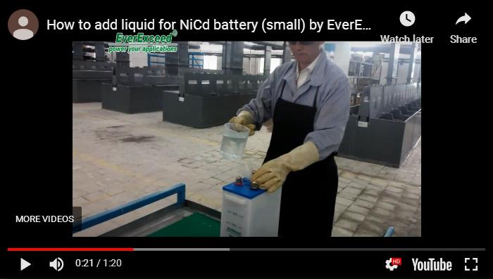 comment ajouter du liquide pour la batterie nicd (petite) par everexceed
